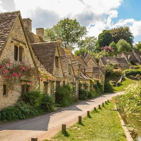Cosy Cotswold Home - Jacobs Cottage Cirencester Exterior photo